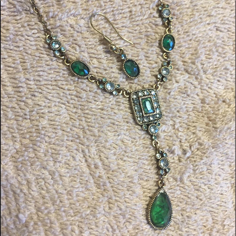 ISO missing earring